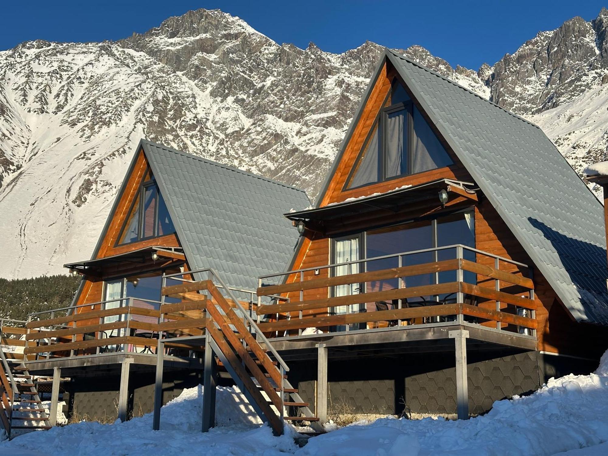 T&T Cottage 卡兹贝吉 外观 照片